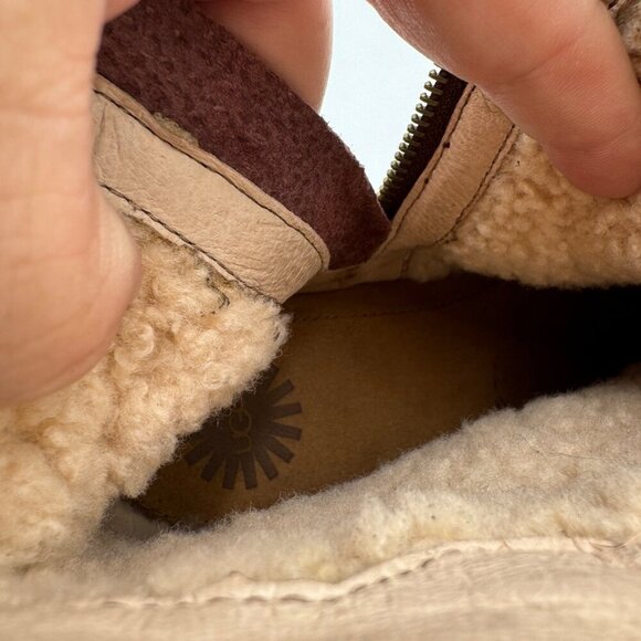 UGG Women 9 Neevah Brown Suede Sheepskin Lined Boots Cold Winter 1003421 - Picture 11 of 12